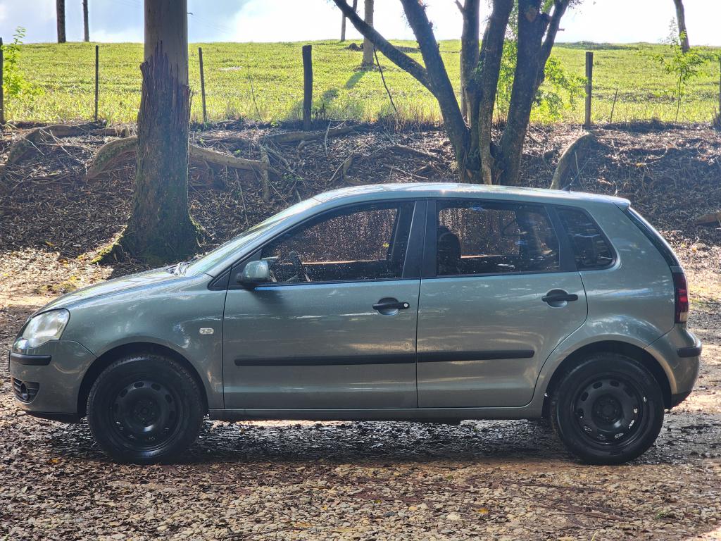 VOLKSWAGEN Polo Hatch - Foto