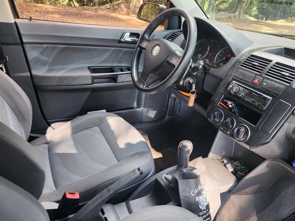 VOLKSWAGEN Polo Hatch - Foto
