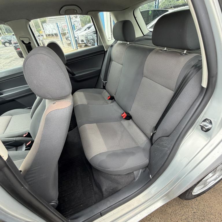 VOLKSWAGEN Polo Hatch - Foto