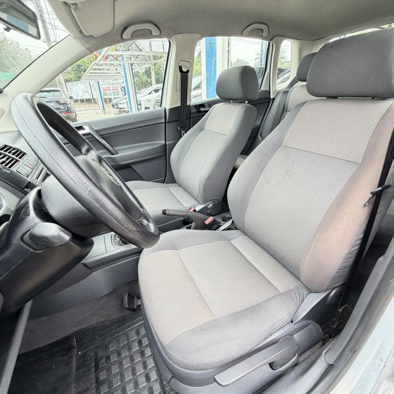 VOLKSWAGEN Polo Hatch - Foto