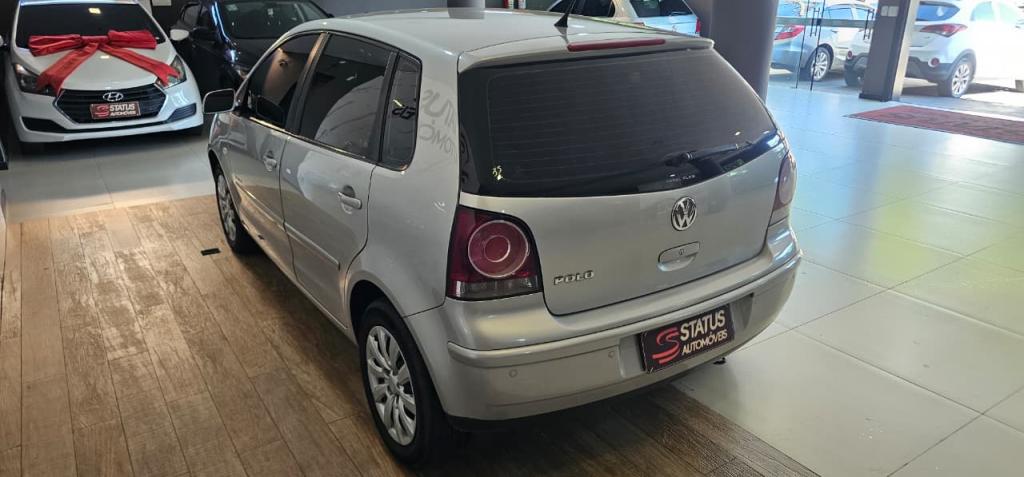 VOLKSWAGEN Polo Hatch - Foto