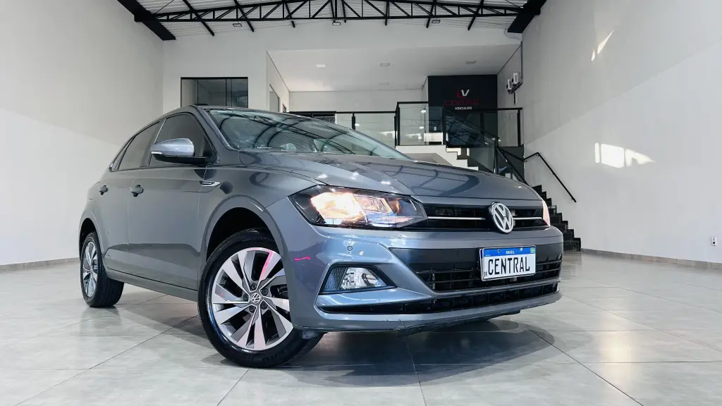 VOLKSWAGEN Polo Hatch