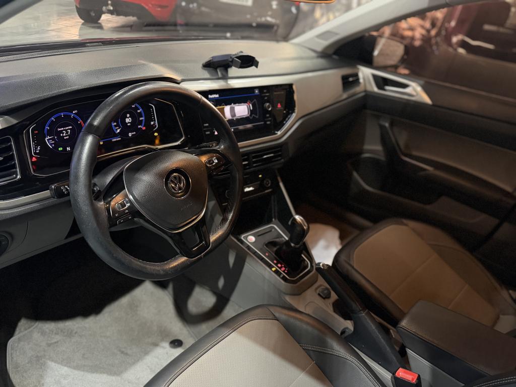 VOLKSWAGEN Polo Hatch - Foto
