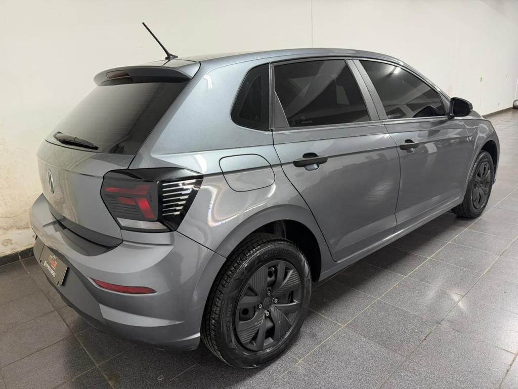 VOLKSWAGEN Polo Hatch - Foto