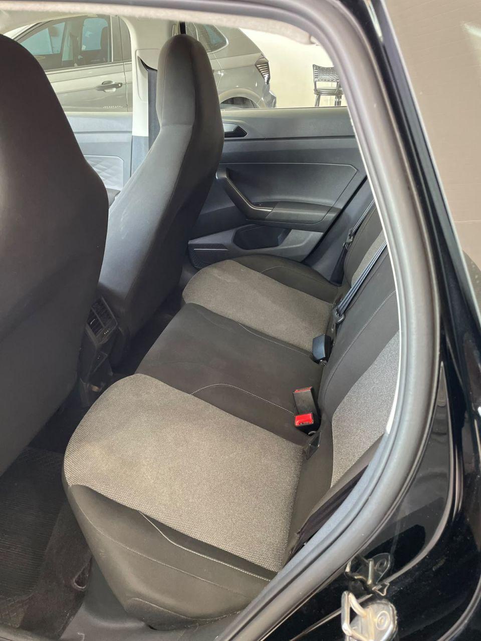 VOLKSWAGEN Polo Hatch - Foto