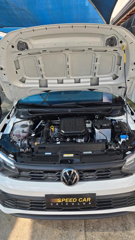 VOLKSWAGEN Polo Hatch - Foto