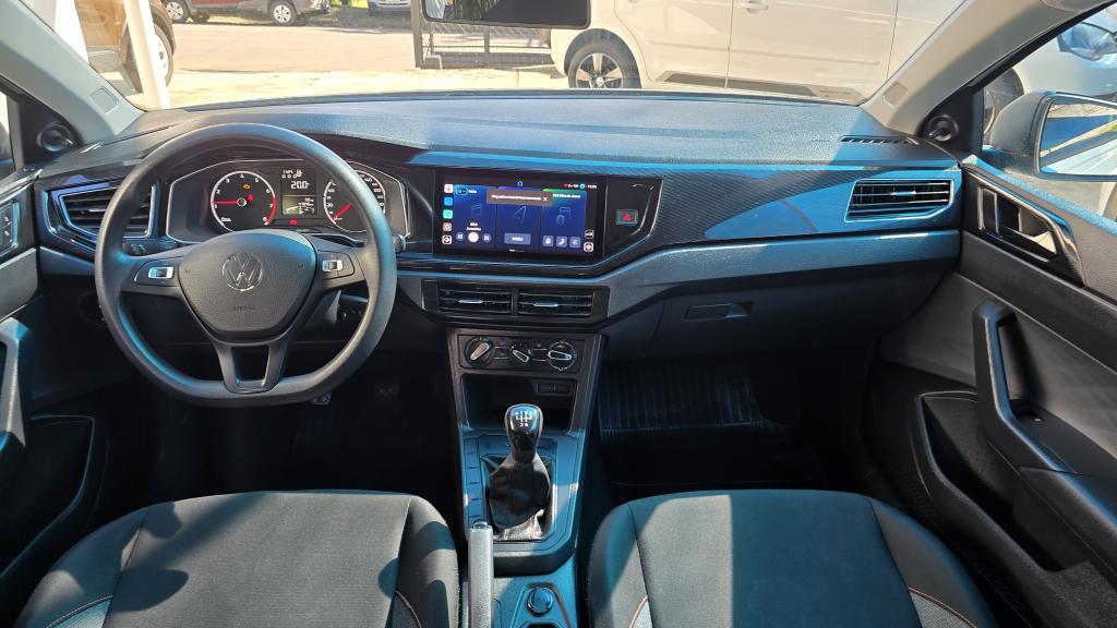 VOLKSWAGEN Polo Hatch - Foto