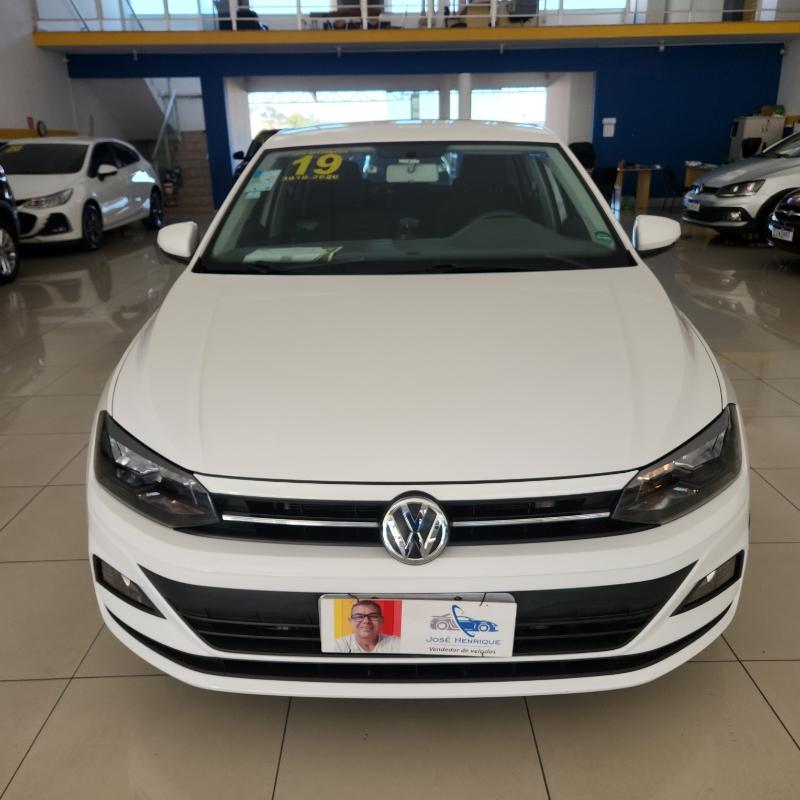 VOLKSWAGEN Polo Hatch - Foto