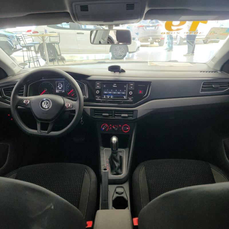 VOLKSWAGEN Polo Hatch - Foto