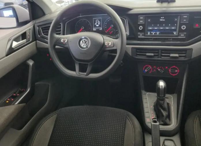 VOLKSWAGEN Polo Hatch - Foto