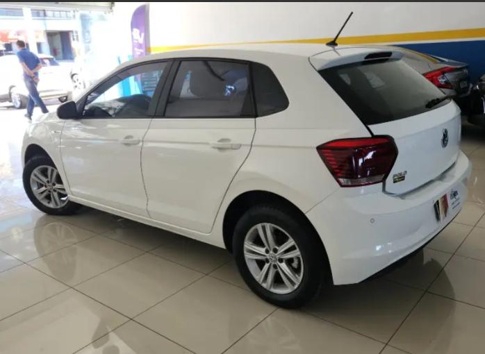 VOLKSWAGEN Polo Hatch - Foto