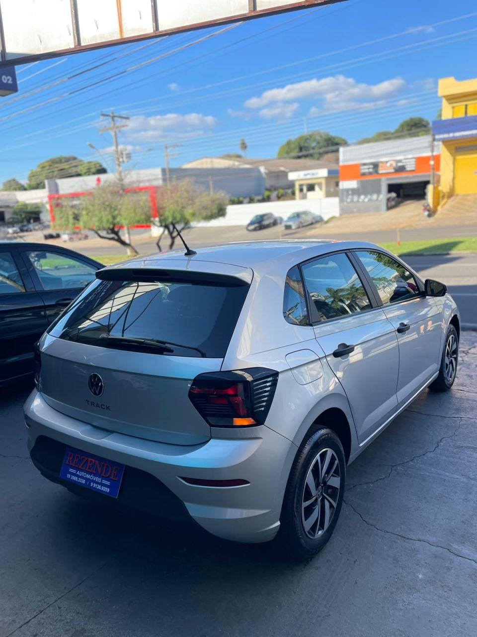 VOLKSWAGEN Polo Hatch - Foto