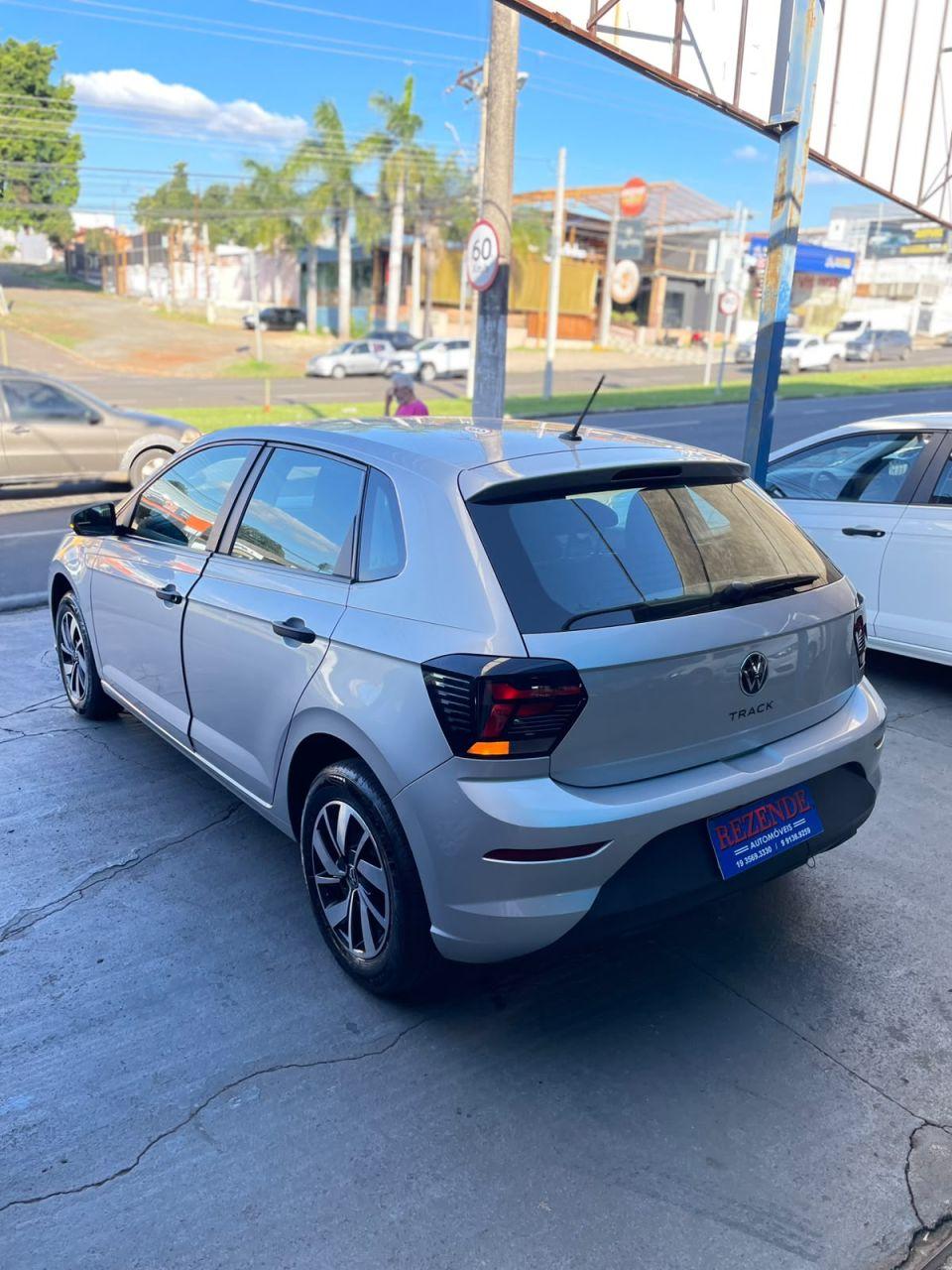 VOLKSWAGEN Polo Hatch - Foto