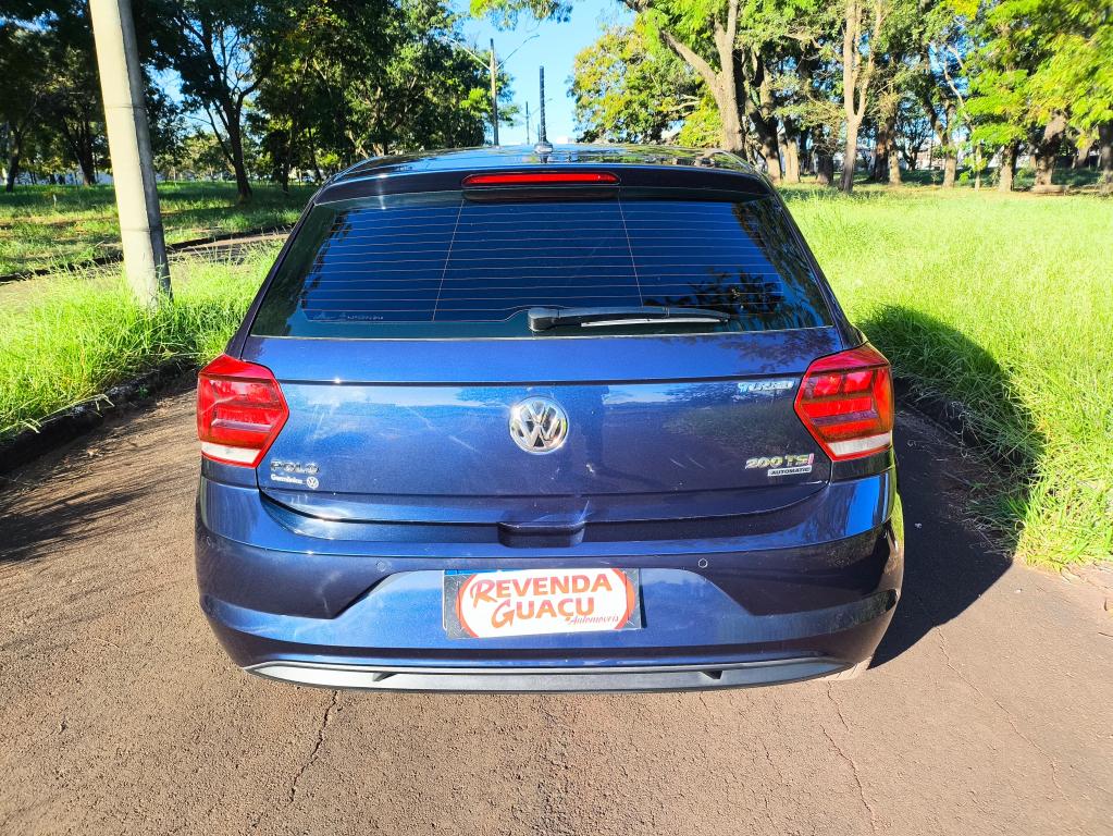 VOLKSWAGEN Polo Hatch - Foto