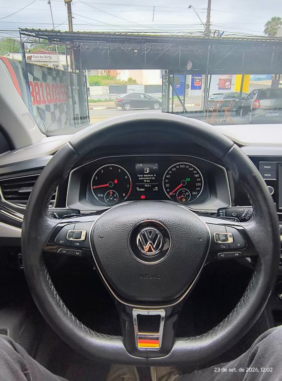 VOLKSWAGEN Polo Hatch - Foto