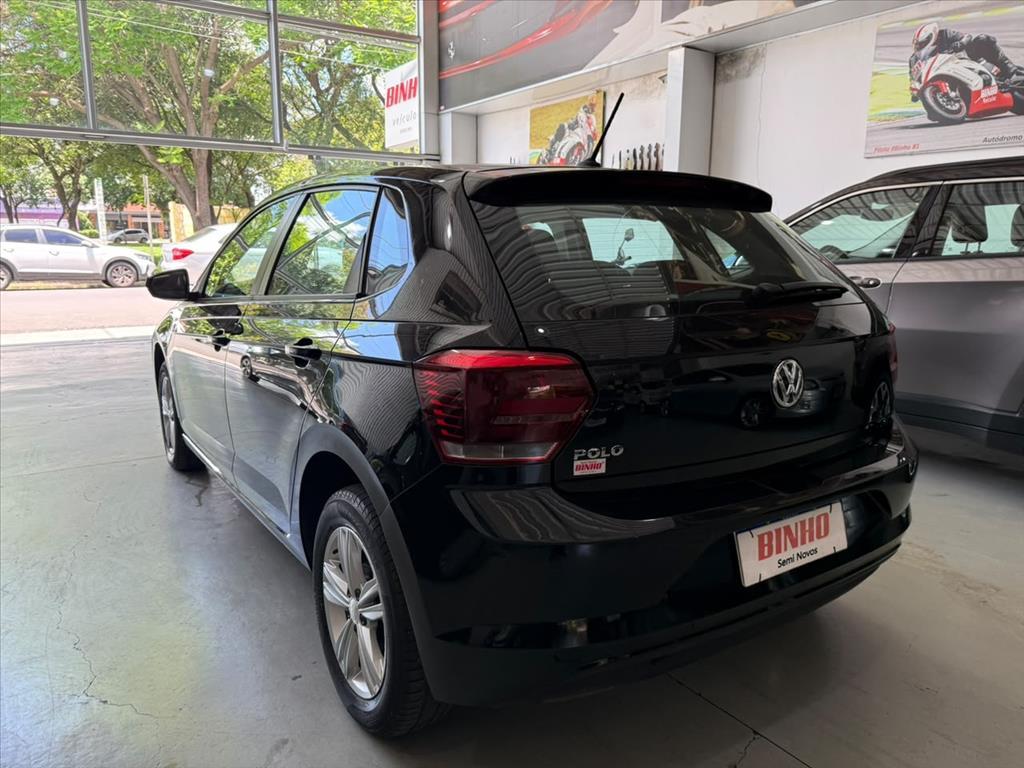 VOLKSWAGEN Polo Hatch - Foto