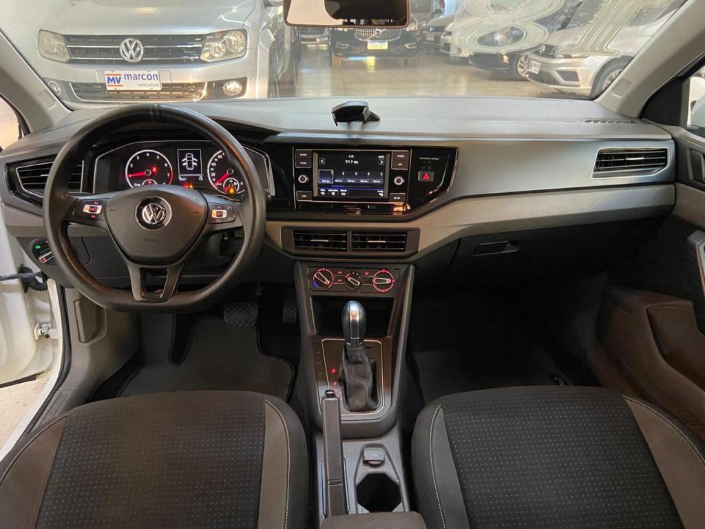 VOLKSWAGEN Polo Hatch - Foto