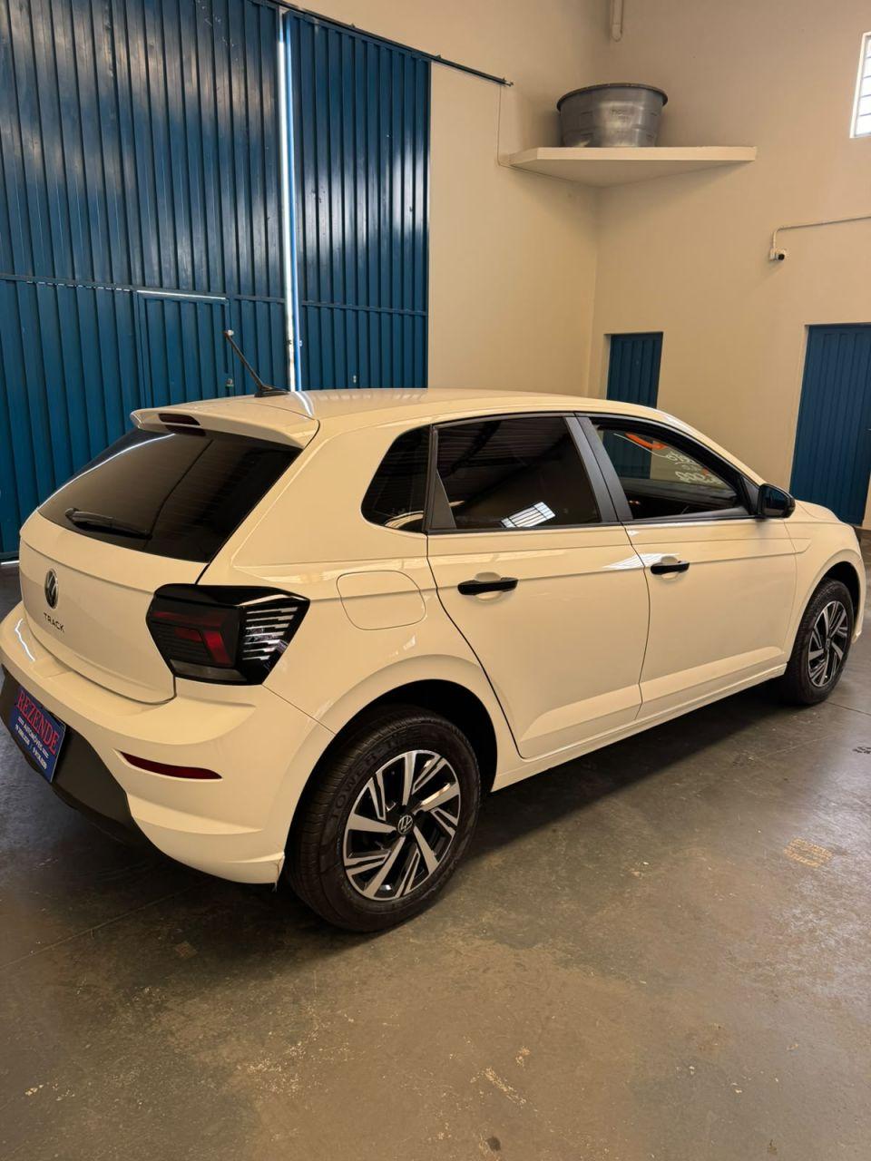 VOLKSWAGEN Polo Hatch - Foto