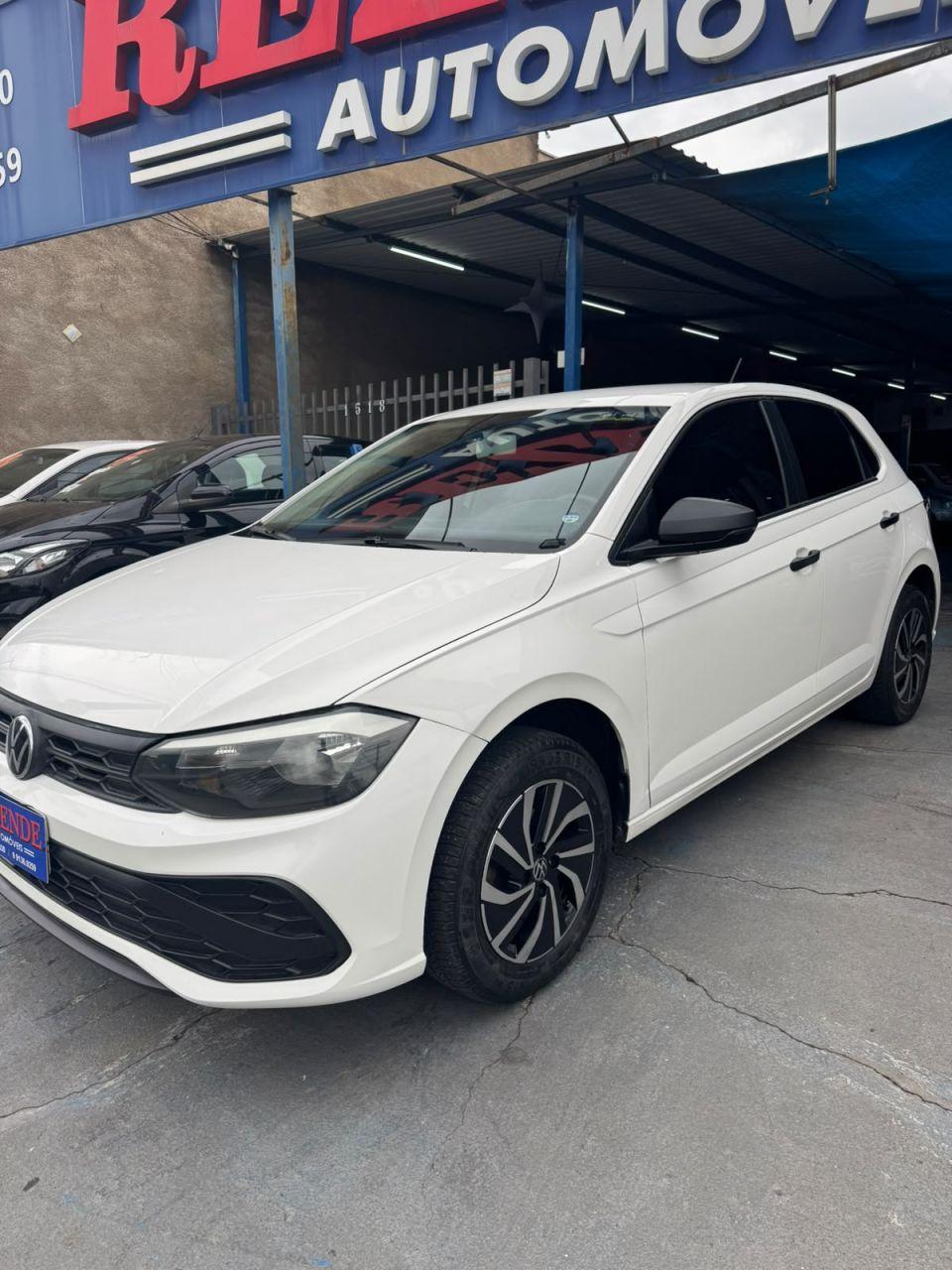 VOLKSWAGEN Polo Hatch - Foto