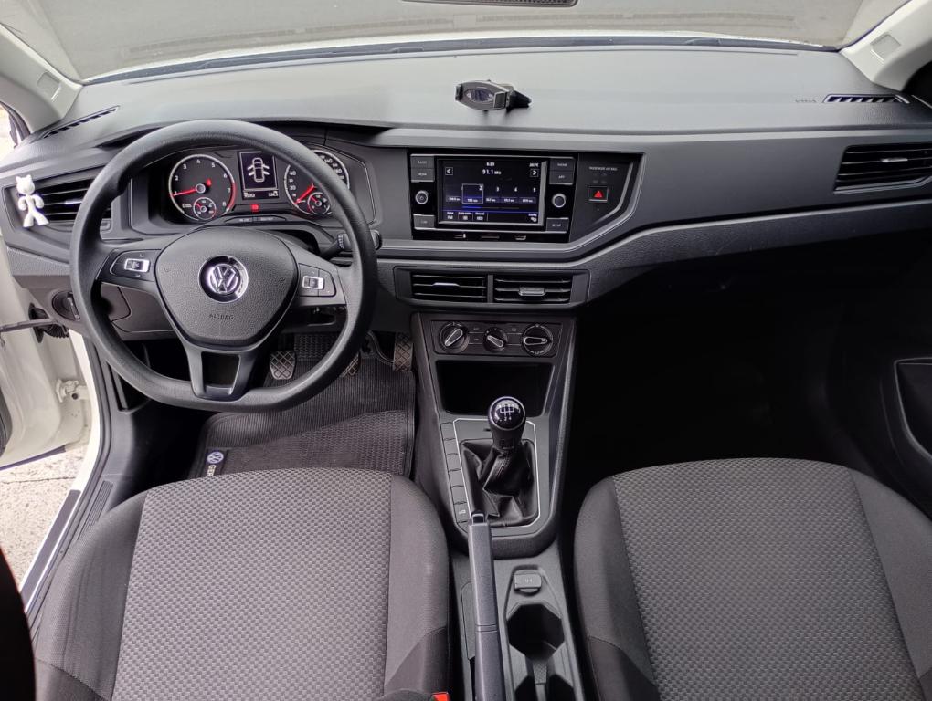 VOLKSWAGEN Polo Hatch - Foto