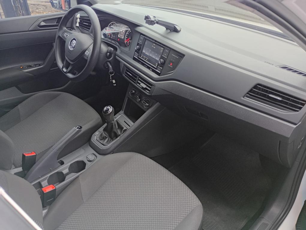 VOLKSWAGEN Polo Hatch - Foto