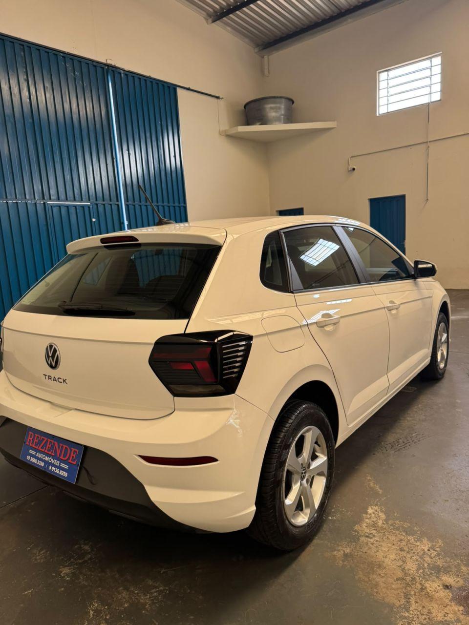 VOLKSWAGEN Polo Hatch - Foto