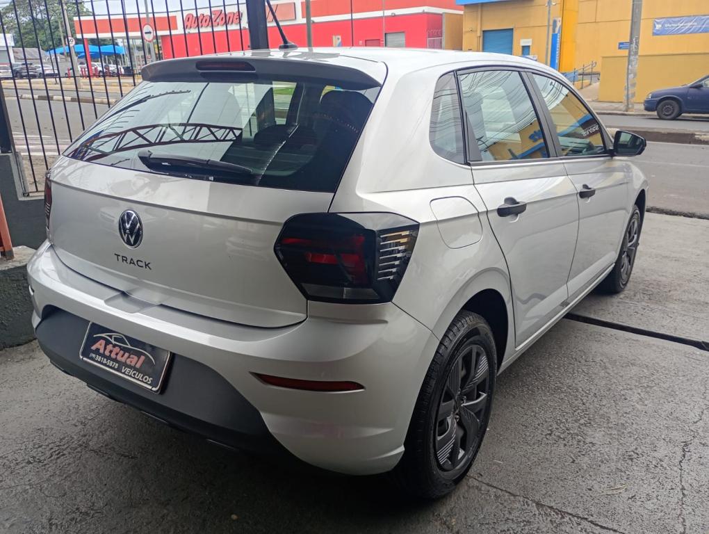 VOLKSWAGEN Polo Hatch - Foto