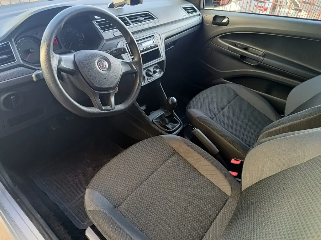 VOLKSWAGEN Saveiro - Foto