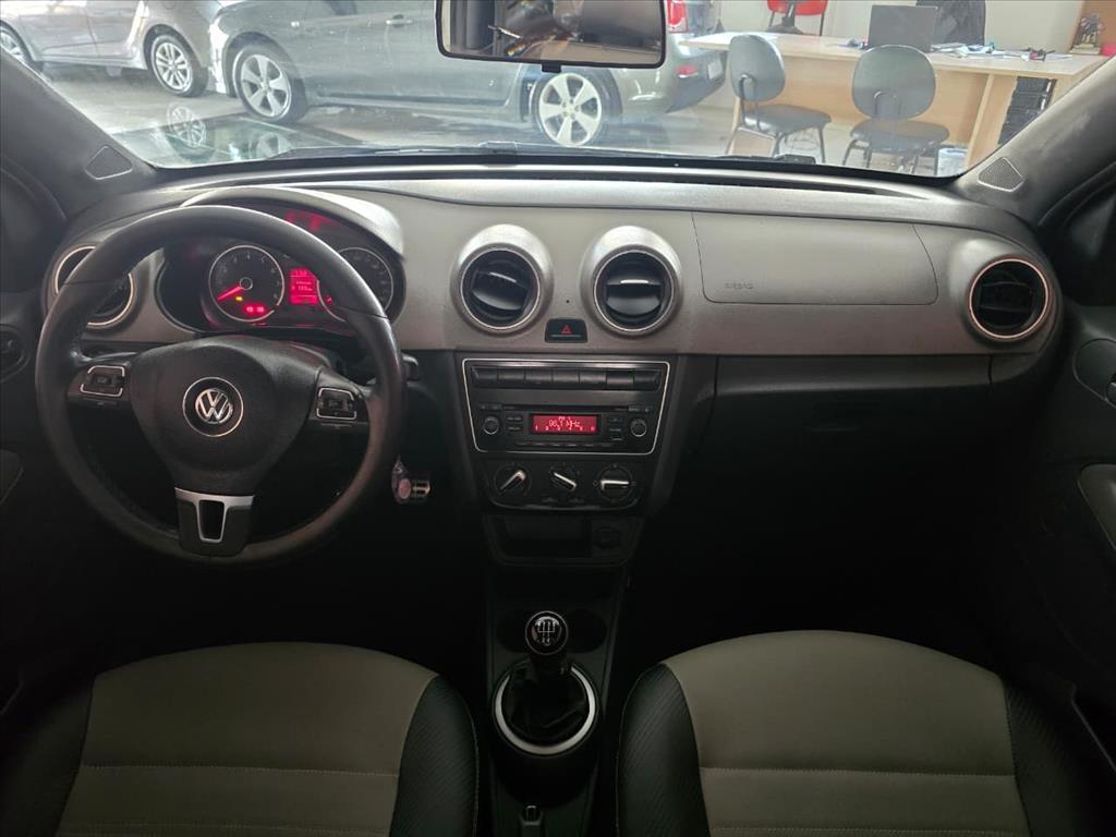 VOLKSWAGEN Saveiro - Foto