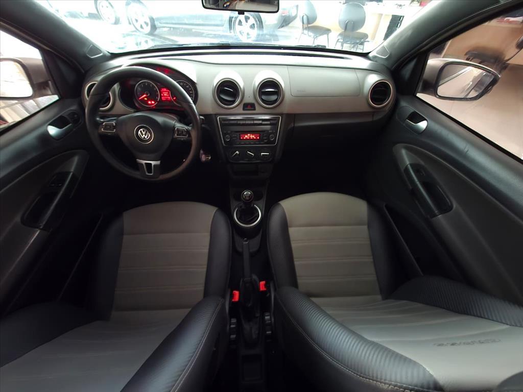 VOLKSWAGEN Saveiro - Foto