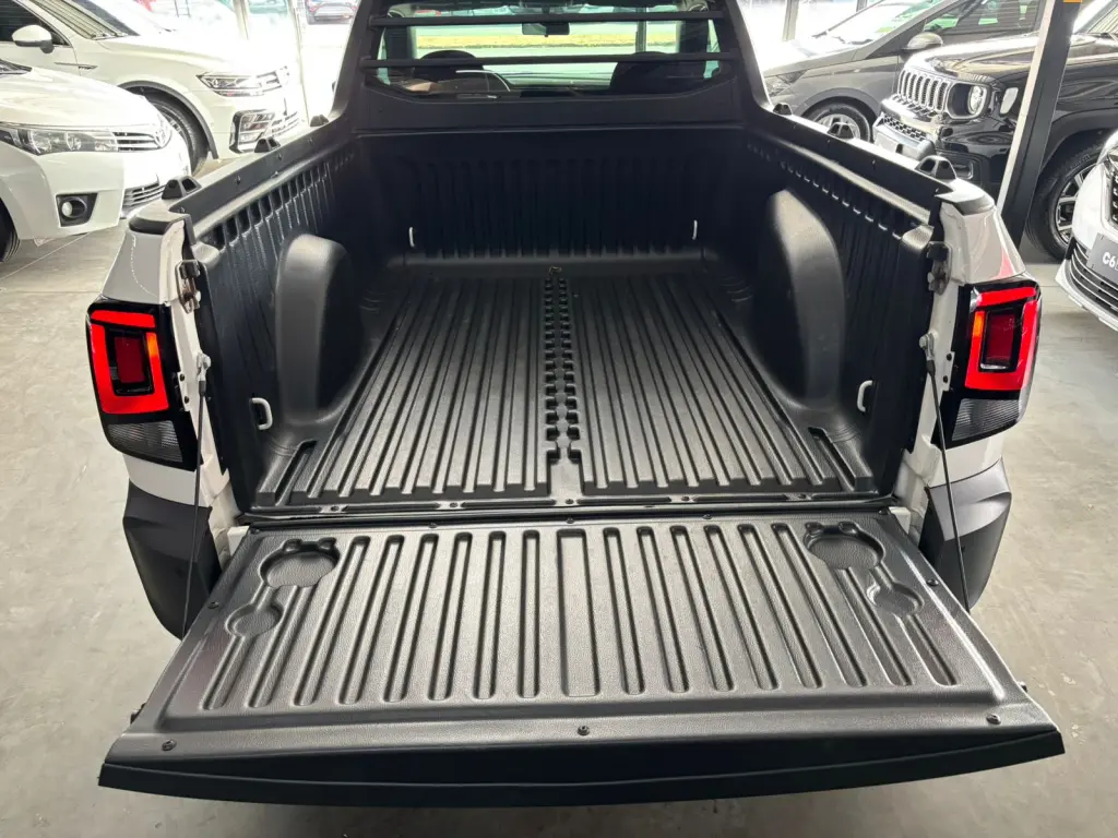 VOLKSWAGEN Saveiro - Foto