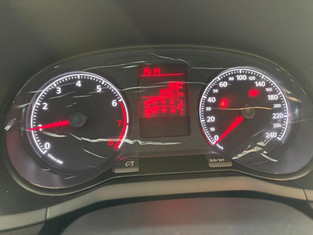 VOLKSWAGEN Saveiro - Foto