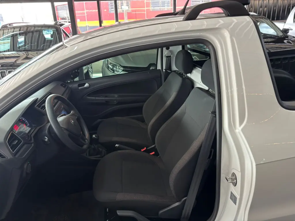 VOLKSWAGEN Saveiro - Foto