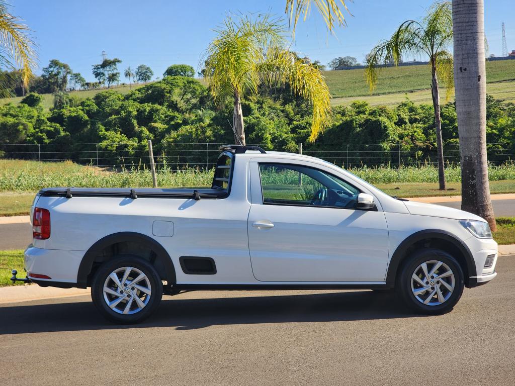 VOLKSWAGEN Saveiro - Foto