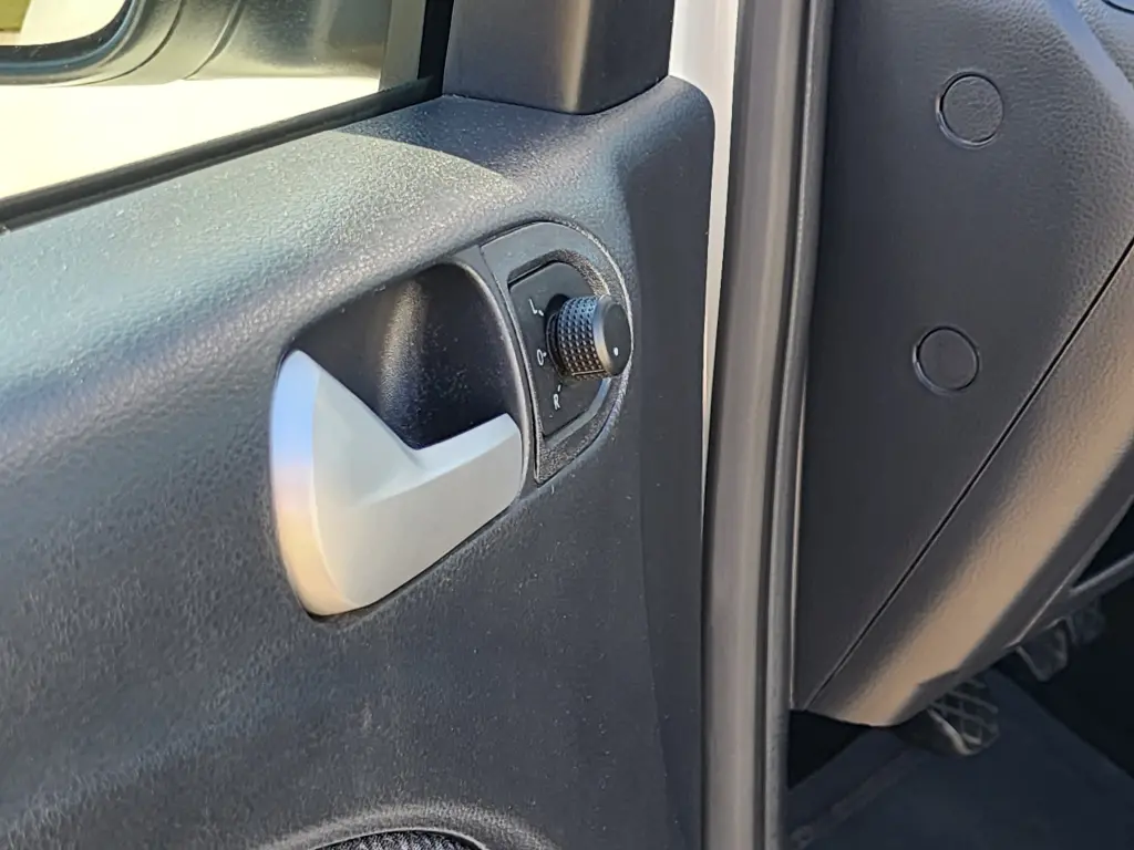 VOLKSWAGEN Saveiro - Foto