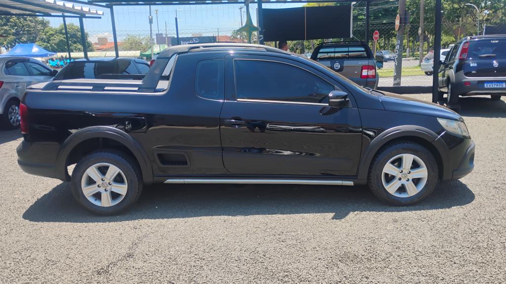 VOLKSWAGEN Saveiro - Foto