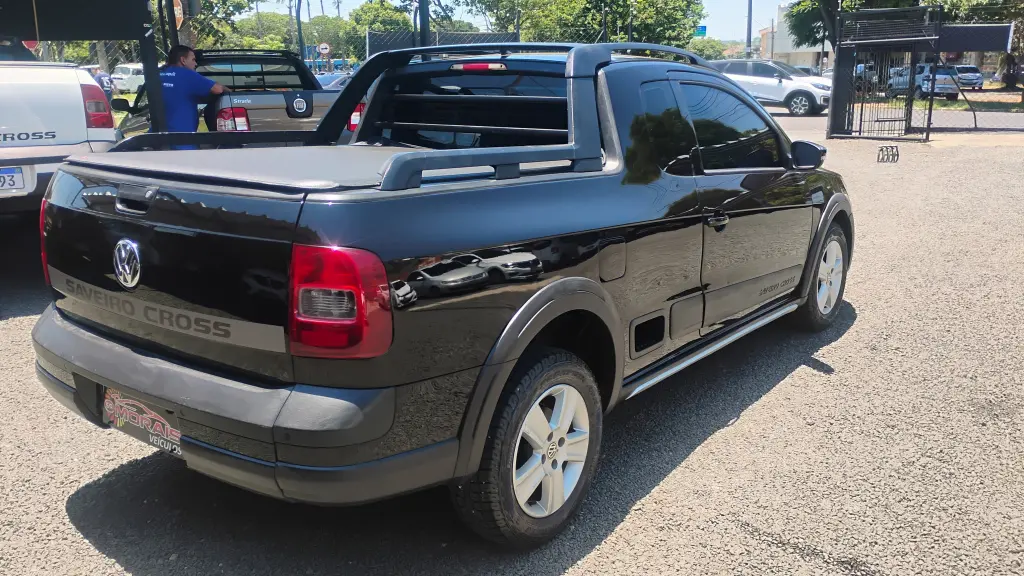 VOLKSWAGEN Saveiro - Foto