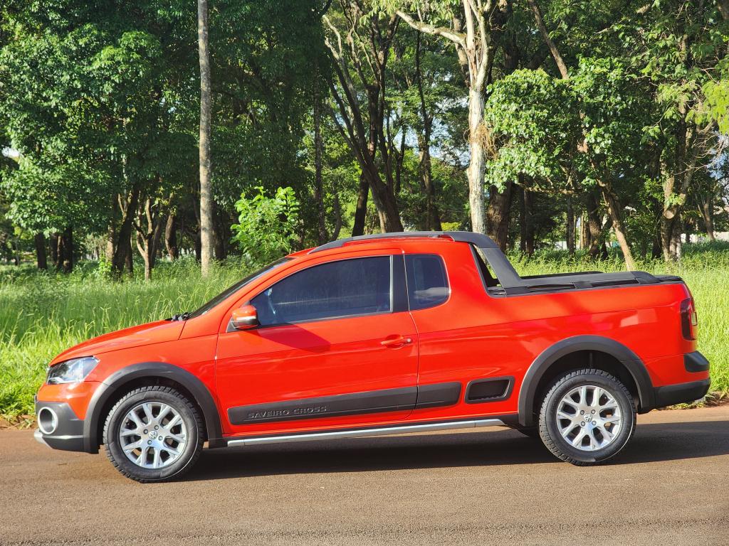 VOLKSWAGEN Saveiro - Foto