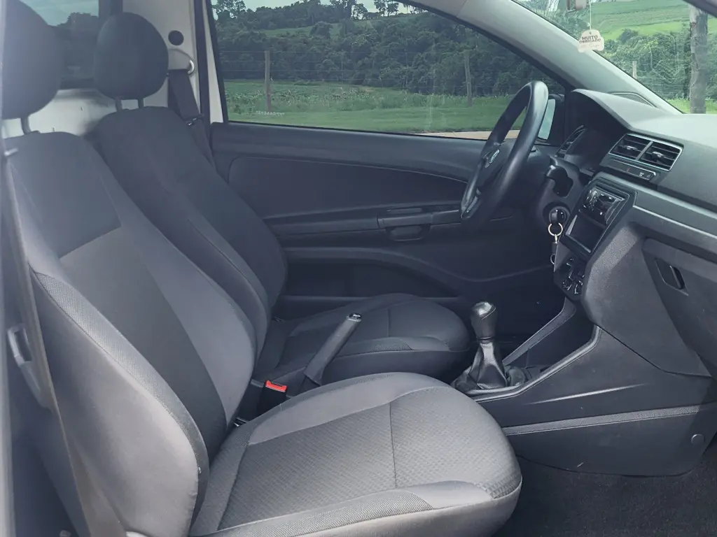 VOLKSWAGEN Saveiro - Foto