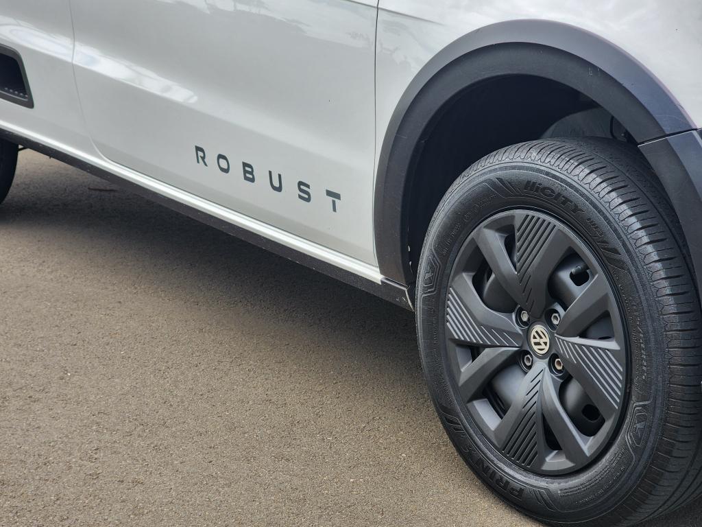 VOLKSWAGEN Saveiro - Foto