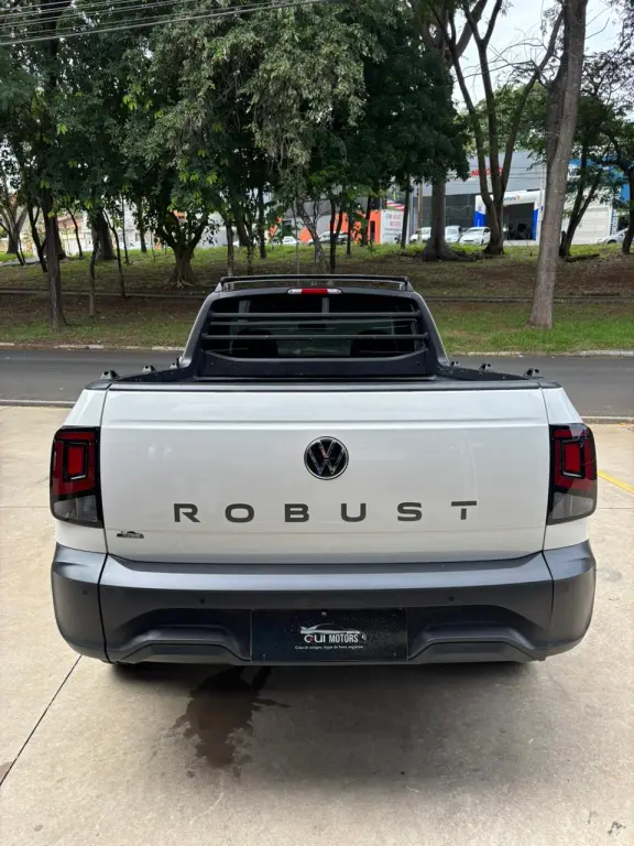 VOLKSWAGEN Saveiro - Foto