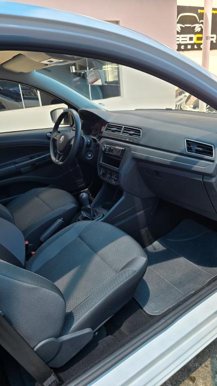 VOLKSWAGEN Saveiro - Foto