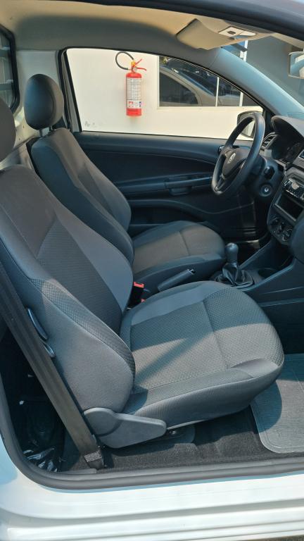 VOLKSWAGEN Saveiro - Foto