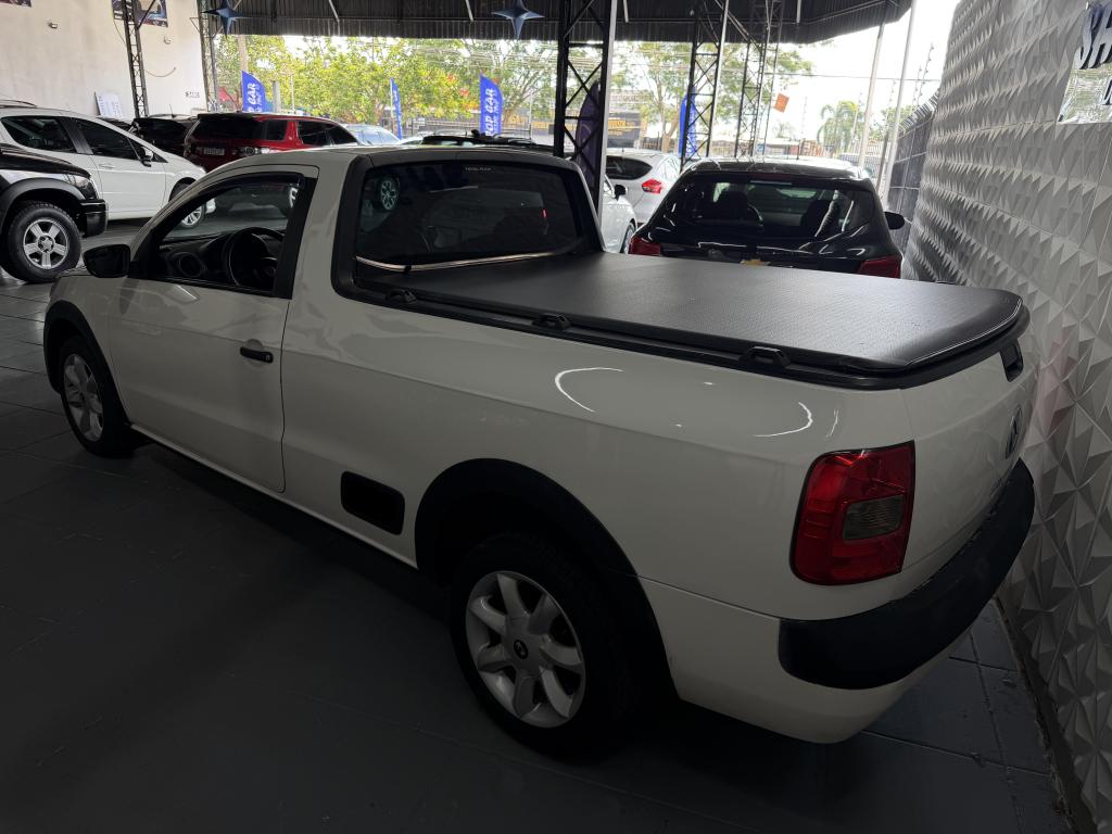 VOLKSWAGEN Saveiro - Foto