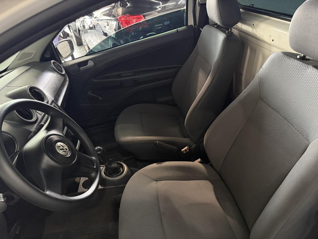 VOLKSWAGEN Saveiro - Foto