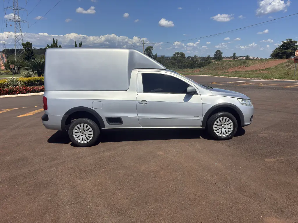 VOLKSWAGEN Saveiro - Foto