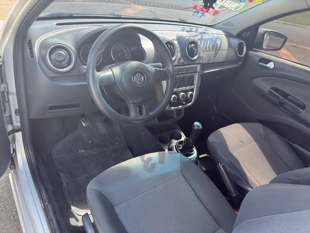 VOLKSWAGEN Saveiro - Foto