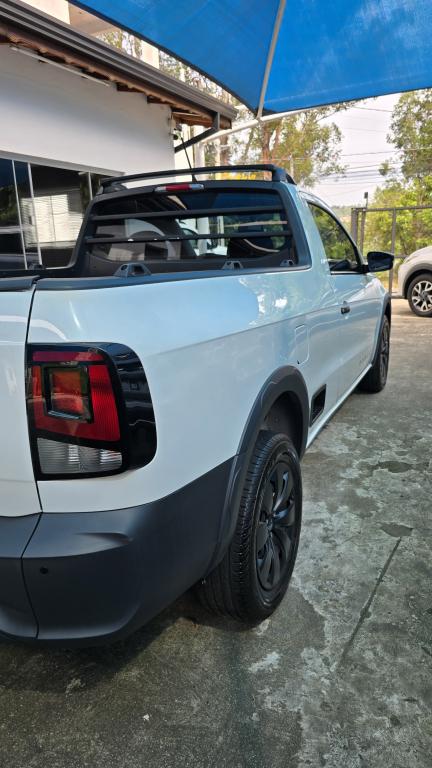 VOLKSWAGEN Saveiro - Foto