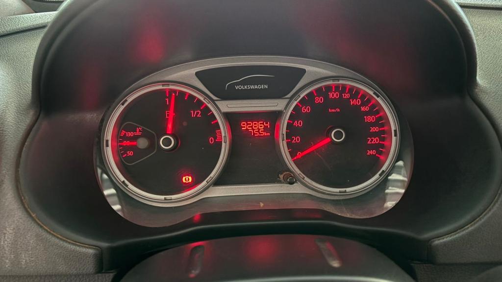 VOLKSWAGEN Saveiro - Foto