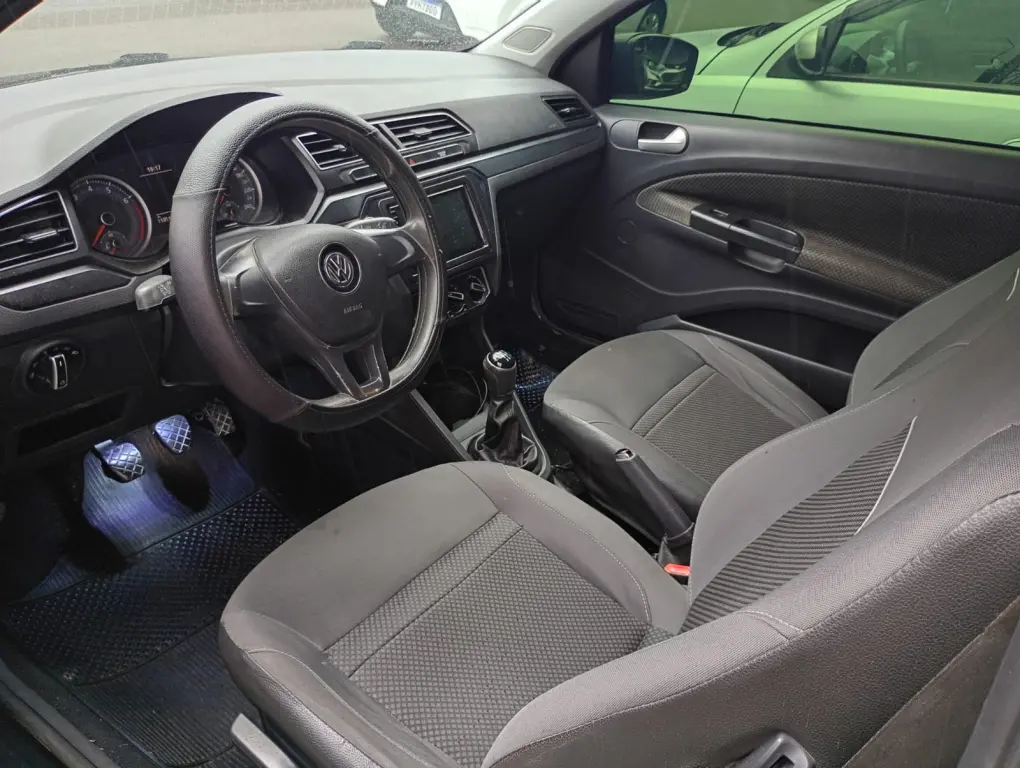 VOLKSWAGEN Saveiro - Foto